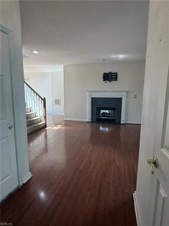 930 Ivystone Way, Newport News, VA 23602 - #3