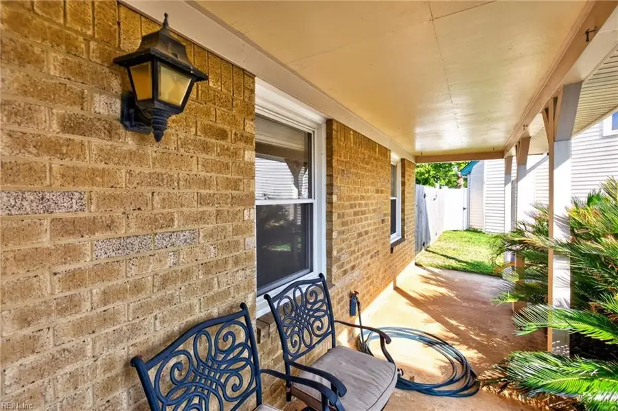 1120 Balch Place, Virginia Beach, VA 23454 - #3