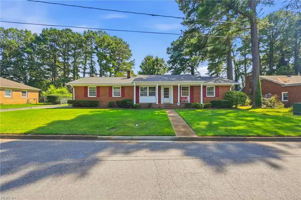 405 Villanova Avenue, Chesapeake, VA 23324