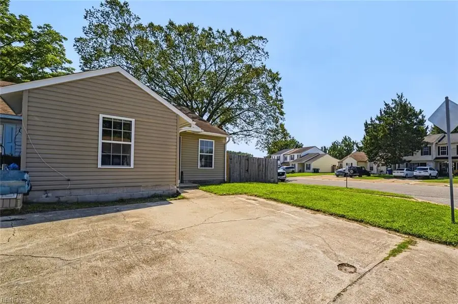 800 Stephanie Court, Virginia Beach, VA 23462 - #3