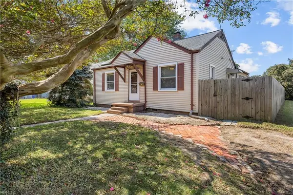 73 Greeneland Boulevard, Portsmouth, VA 23701