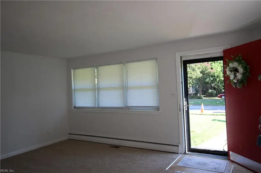 1111 Redgate Avenue, Norfolk, VA 23507 - #2