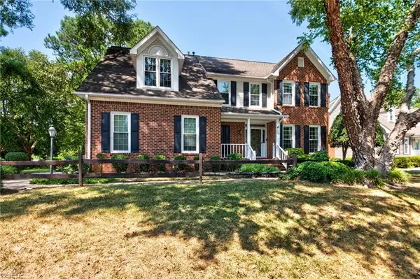 228 Country Club Boulevard, Chesapeake, VA 23322