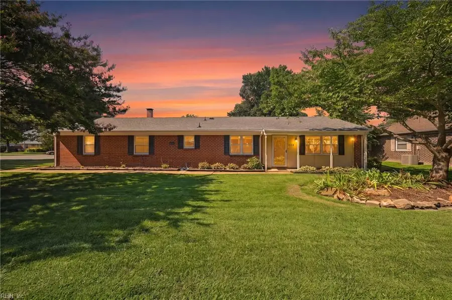 608 Brookside Court, Virginia Beach, VA 23452 - #2