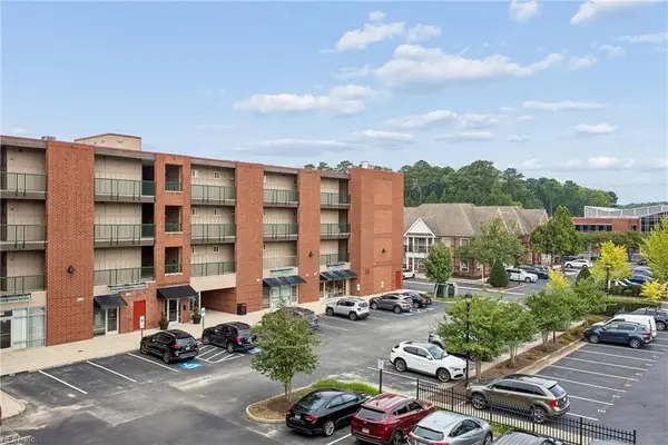 230 Nat Turner Boulevard #3013, Newport News, VA 23606