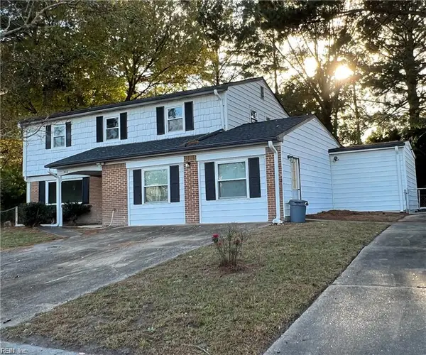 836 Sir Lancelot Drive, Chesapeake, VA 23323