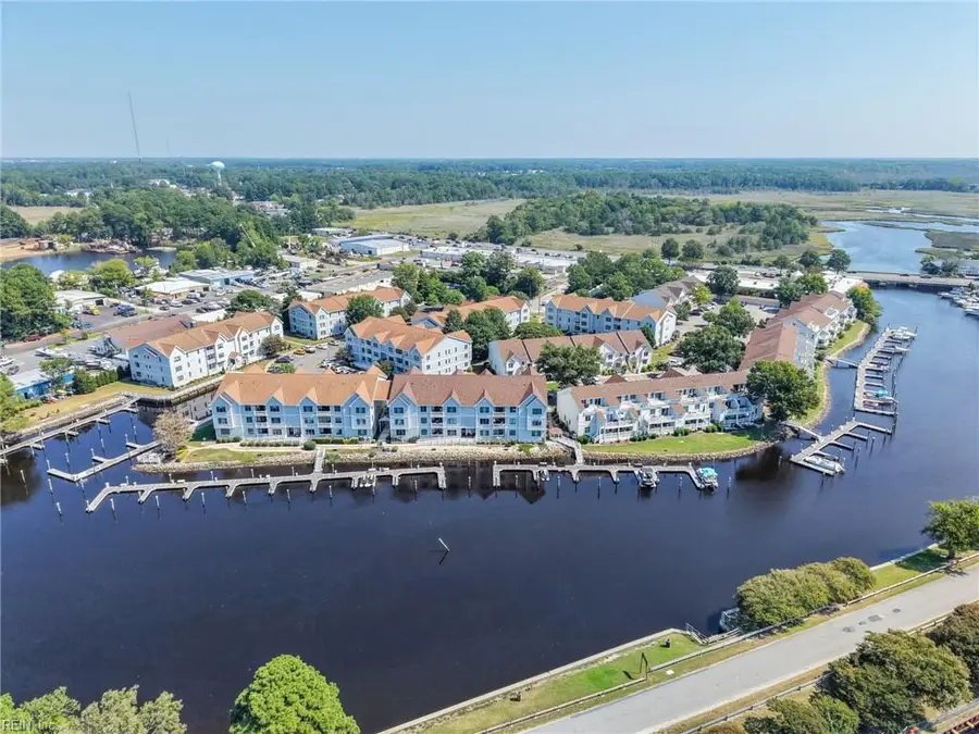 7 Harbor Watch Drive #221, Chesapeake, VA 23320 - #3