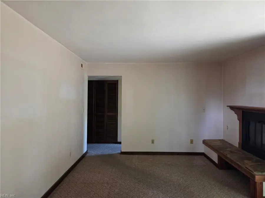 1518 Chela Avenue #D2, Norfolk, VA 23503 - #2