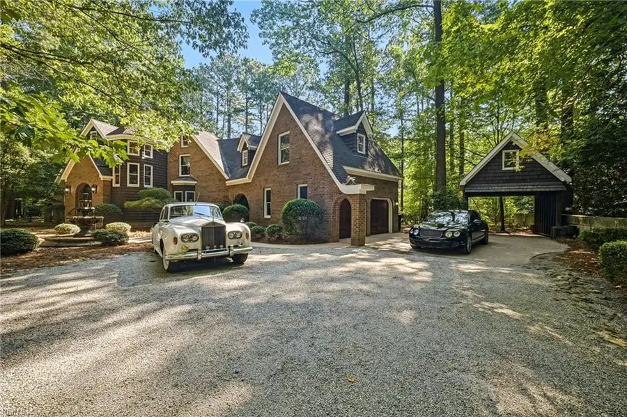 2530 Entrada Drive, Virginia Beach, VA 23456 - #2