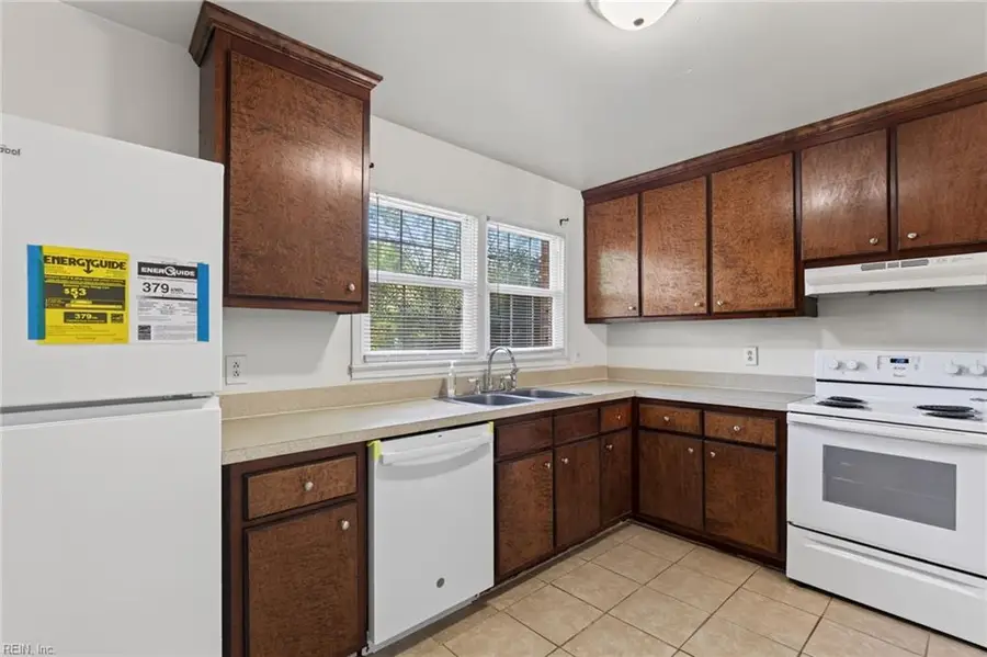 833 Windom Place, Virginia Beach, VA 23454 - #3