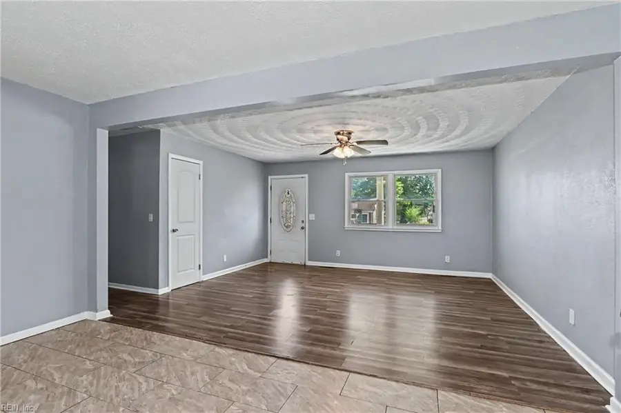 1102 Carrington Crescent S, Portsmouth, VA 23701 - #3
