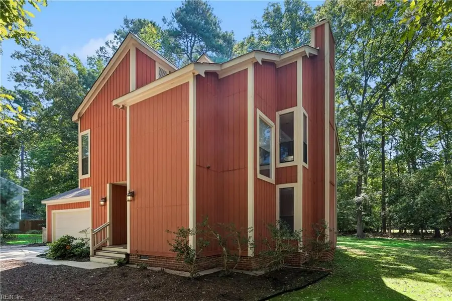 105 Mace Street, Williamsburg, VA 23185 - #2