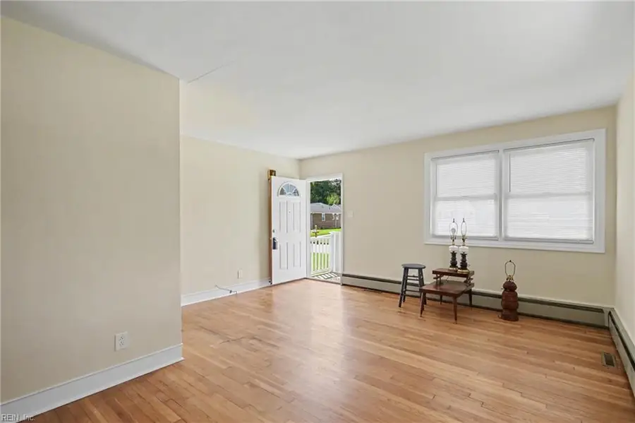 1333 Boxwood Drive, Chesapeake, VA 23323 - #3