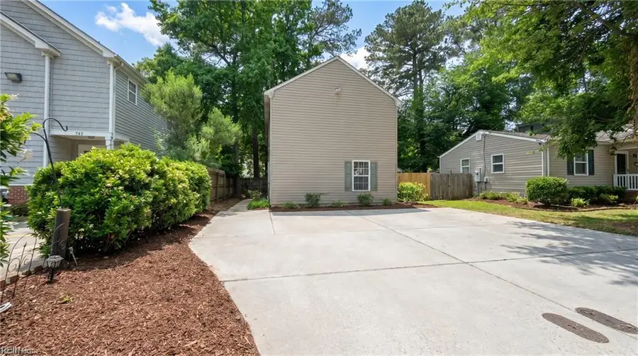 739 S Rosemont Road, Virginia Beach, VA 23452 - #3