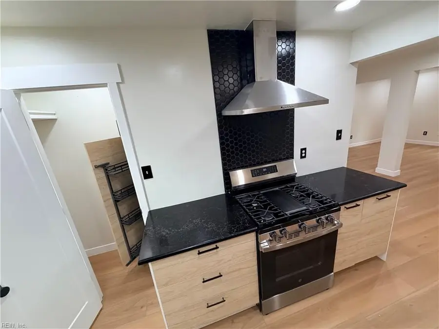 4409 Foxden Drive, Richmond, VA 23223 - #2
