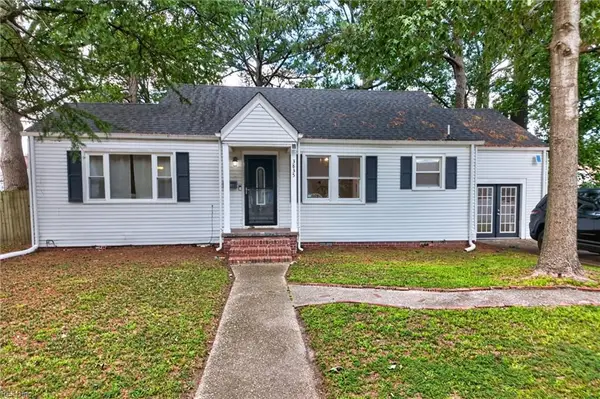 3835 Lenoir Circle, Norfolk, VA 23513