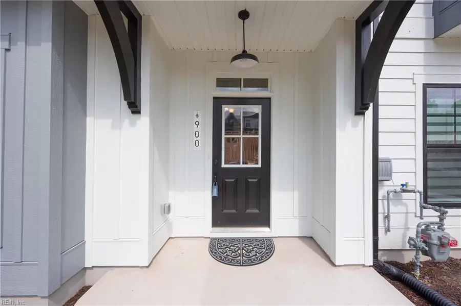 900 Jennings Ln, Chesapeake, VA 23322 - #2