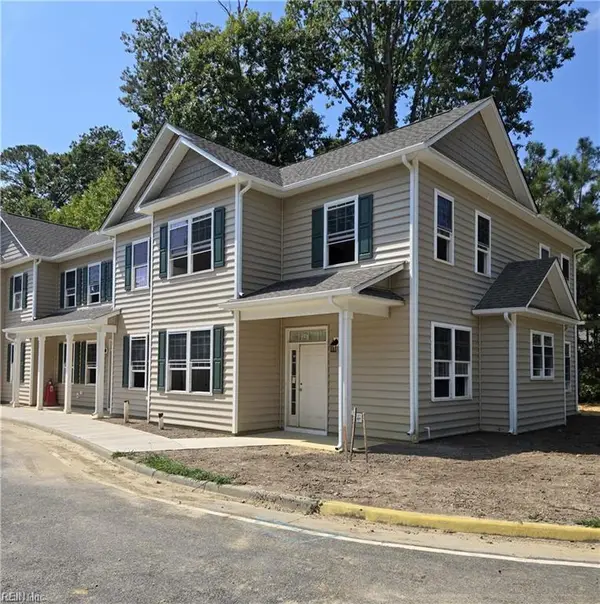 201 Patriots Village Court, West Point, VA 23181