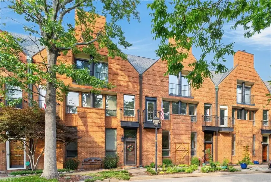 915 Botetourt Gardens, Norfolk, VA 23507 - #3