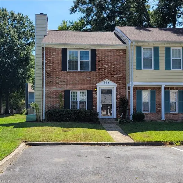 923 Ketch Court, Chesapeake, VA 23320