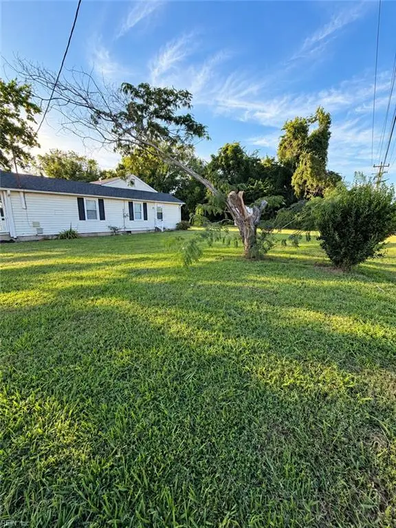 902 Carolina Street, Hampton, VA 23669 - #2