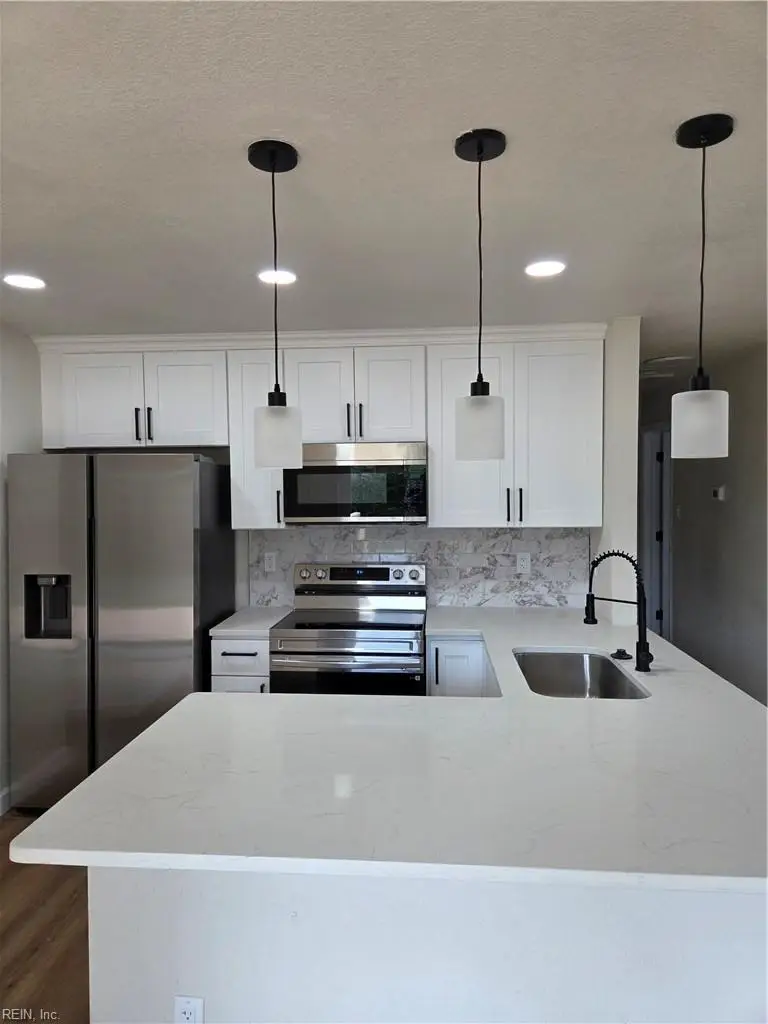 321 Beacon Road, Portsmouth, VA 23702 - #2