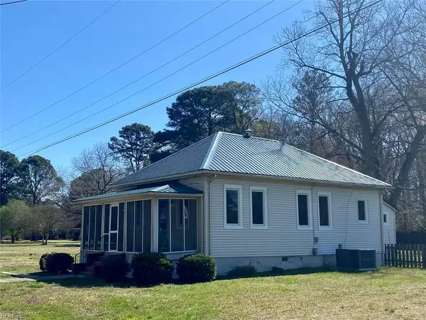 21464 Twin Hill Lane, Carrollton, VA 23314