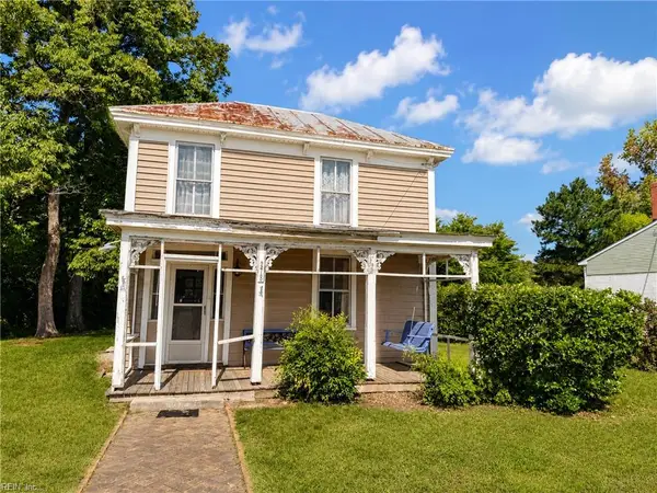 278 Prince George Street, Urbanna, VA 23175