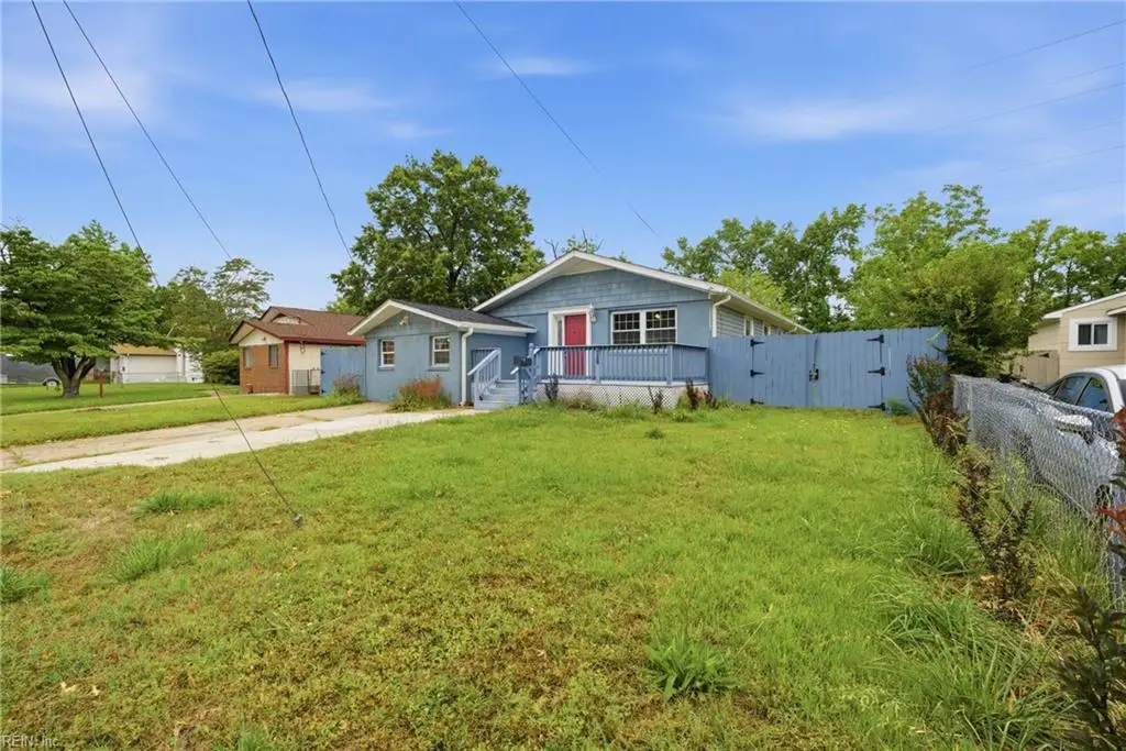 218 Bradford Avenue, Norfolk, VA 23505 - #1