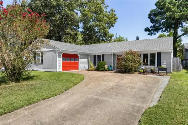 5352 Beaufain Boulevard, Virginia Beach, VA 23464