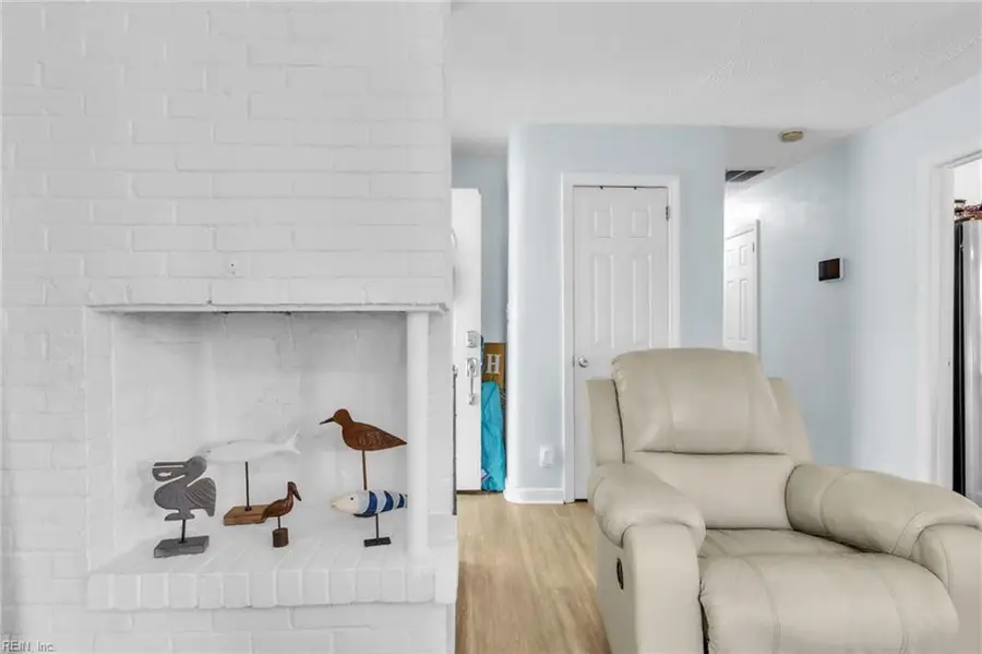 5208 W Norfolk Road, Portsmouth, VA 23703 - #3