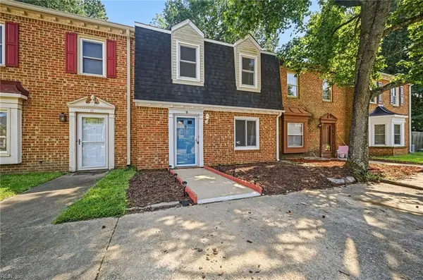 9 Colonial Way, Chesapeake, VA 23325