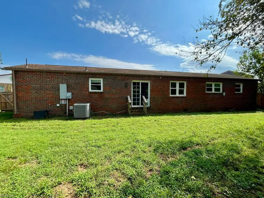 2209 Hilton Court, Chesapeake, VA 23324 - #3