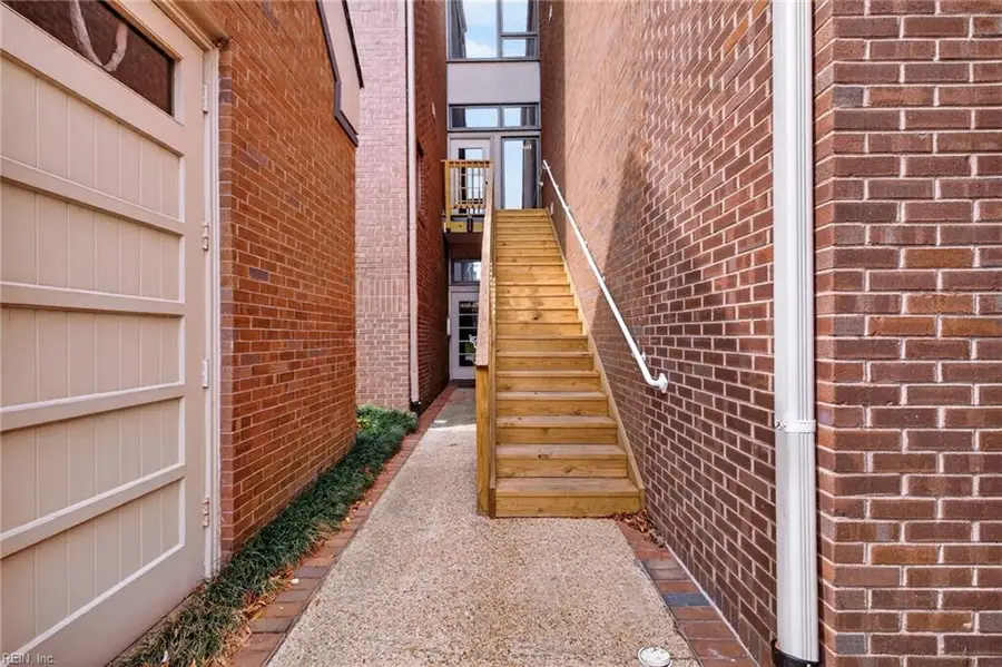 696 Mowbray Arch #960, Norfolk, VA 23507 - #3