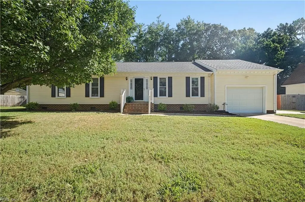 832 Woodrow Court, Chesapeake, VA 23322 - #1
