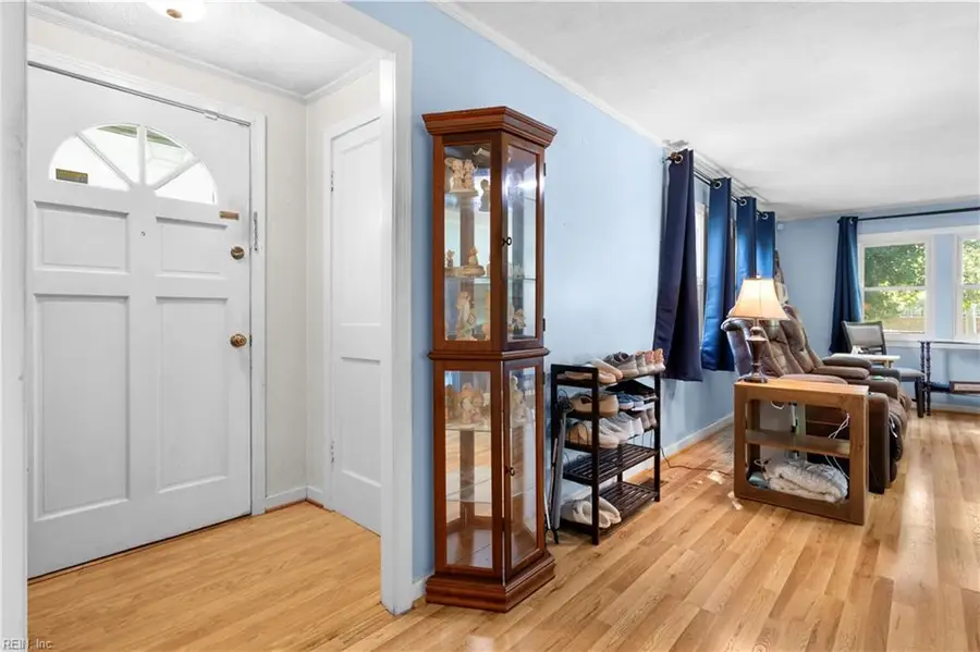 6233 Tidewater Drive, Norfolk, VA 23509 - #3