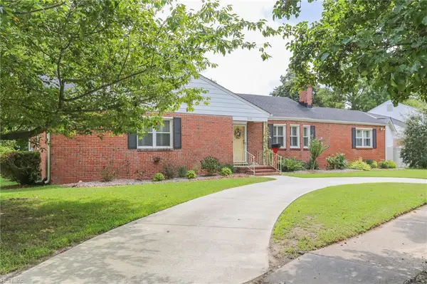 7218 Midfield Street, Norfolk, VA 23505