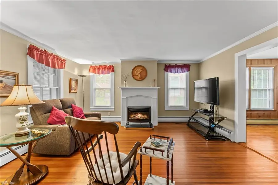 21 Main Street, Wachapreague, VA 23480 - #2