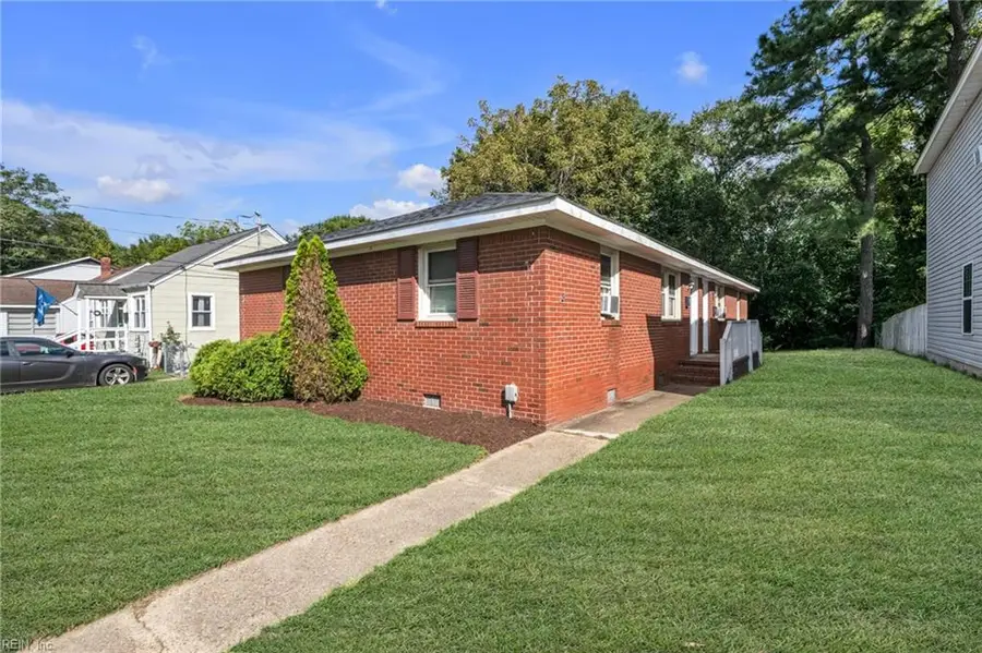 1013 Mckinley Avenue, Chesapeake, VA 23324 - #2