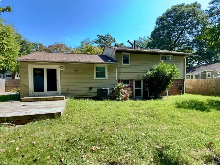 8333 Capeview Avenue, Norfolk, VA 23518 - #2