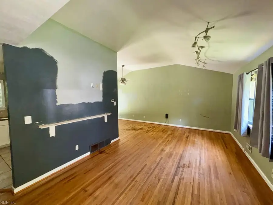 8333 Capeview Avenue, Norfolk, VA 23518 - #3