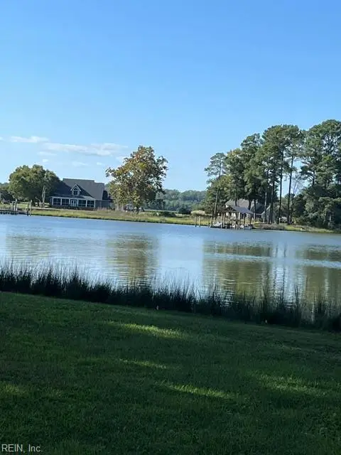 LOT 8 Landing Lane, North, VA 23128