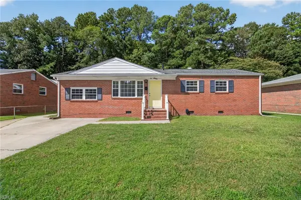 54 Cornwall Terrace, Hampton, VA 23666