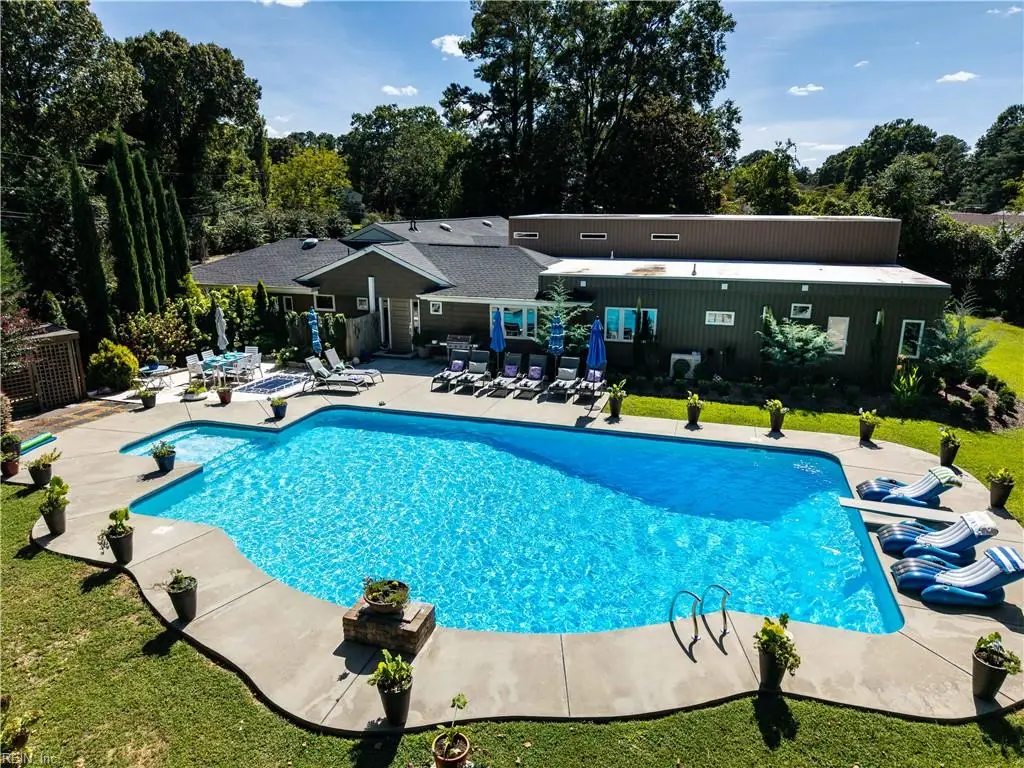 916 Horseshoe Court, Virginia Beach, VA 23451 - #1