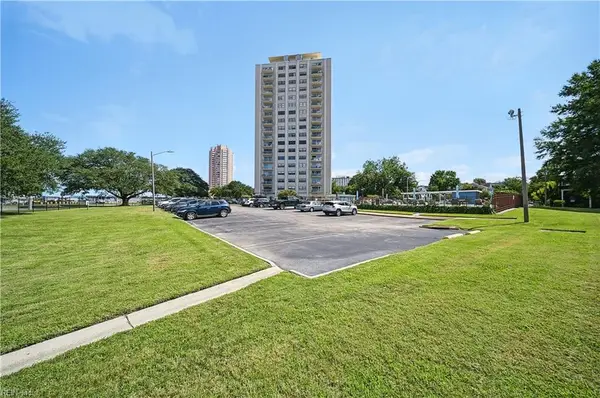 1 Crawford Parkway #1506, Portsmouth, VA 23704