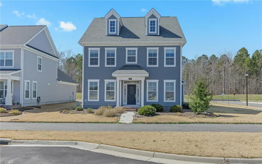 2216 Hampton Roads Parkway, Chesapeake, VA 23321 - #2