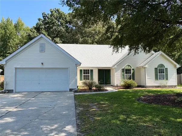 717 Treetop Lane, Chesapeake, VA 23320