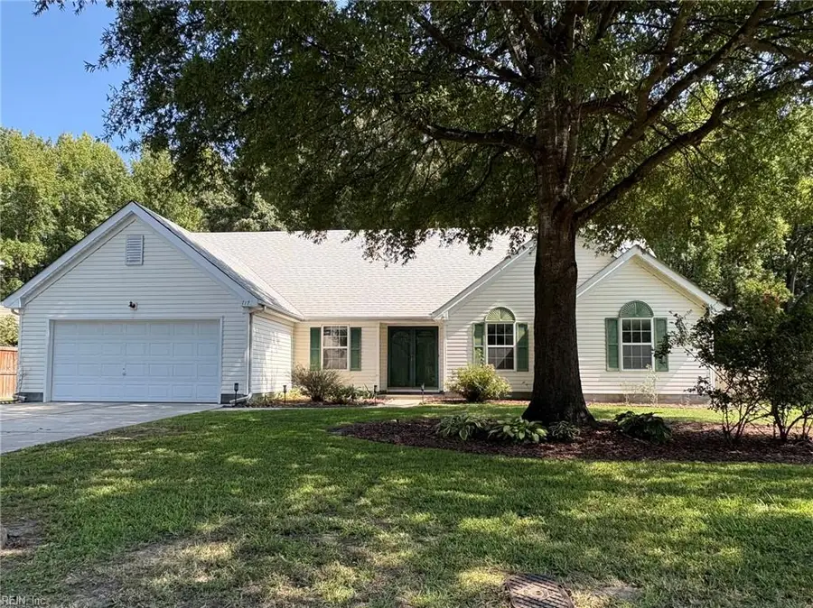 717 Treetop Lane, Chesapeake, VA 23320 - #2