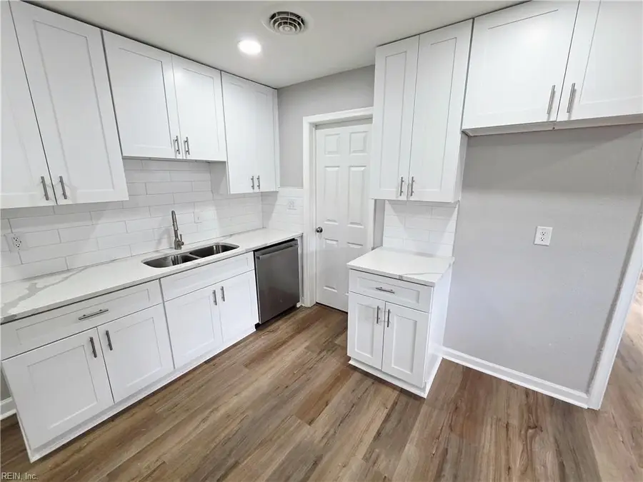 726 Childs Avenue, Hampton, VA 23661 - #3