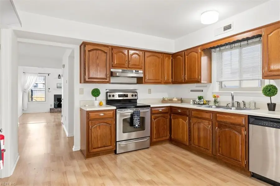 5924 Buckminister Lane, Virginia Beach, VA 23462 - #3